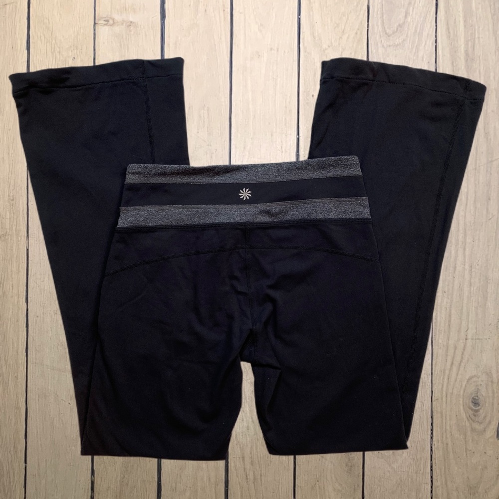Athleta Salutation Yoga Flare Pant Size Small